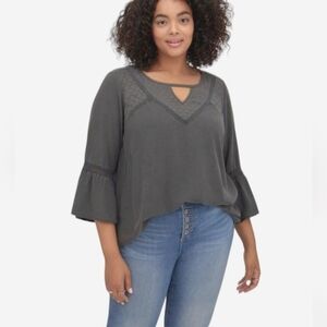 Torrid Challis Lace Trim Bell Sleeve Top Plus sz 2